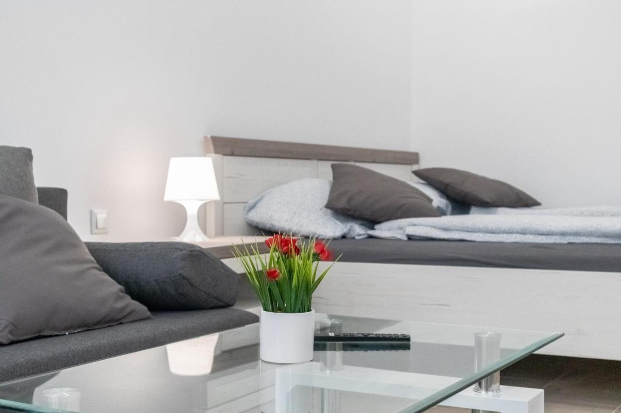Homelike 2Br Apt Near U1 Reumannplatz - 9 Min To Center Wien Exterior foto
